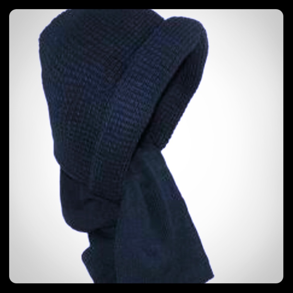 Hooded scarf